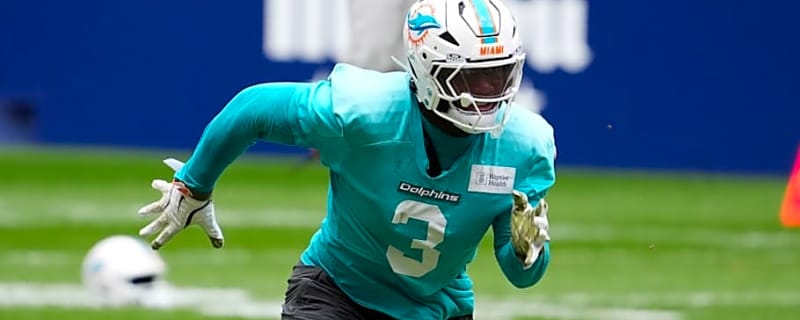 Patriots Add Former Dolphins Linebacker on One-Year Contract