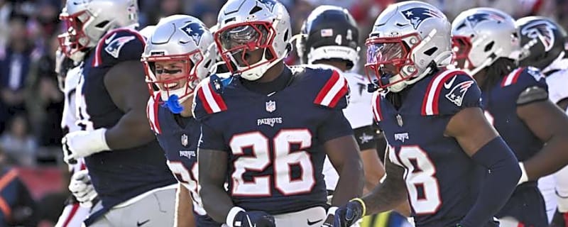 Pair of Patriots Players Score Touchdowns With Heavy Hearts