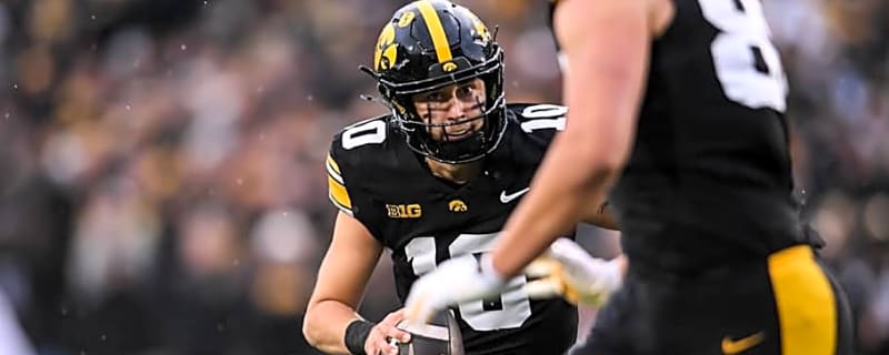 Iowa Must Start Jeremy Hecklinski In ReliaQuest Bowl