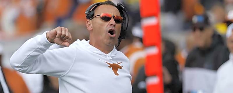Former Texas Longhorns QB Hints at Major Transfer Portal News Coming