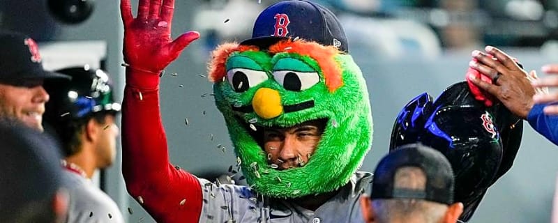Willson Contreras Exit in Red Sox-Yankees Series Finale Explained