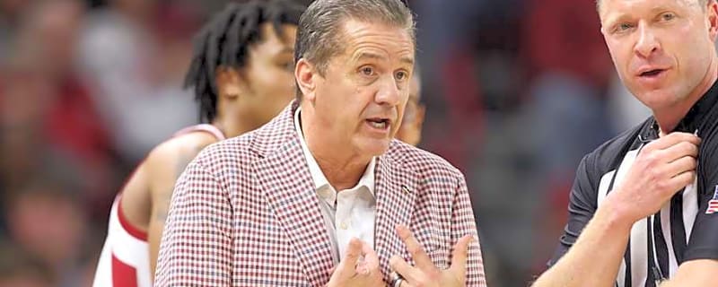 Calipari Keeps Shuffling as Razorbacks Keep Battling SEC Injuries