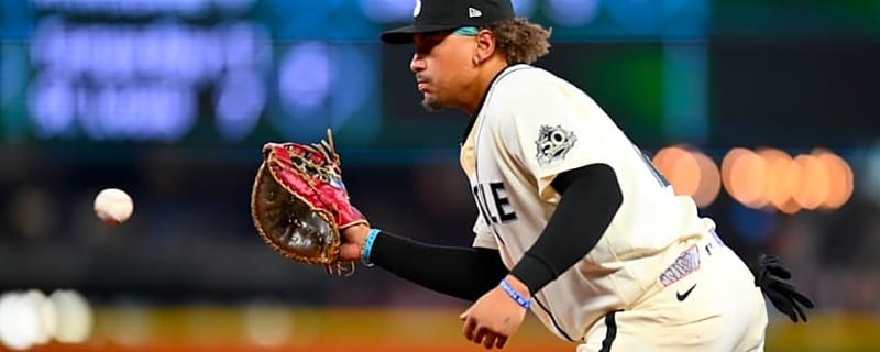 Mariners Are Watching Josh Naylor Slip Into a Troubling Early Slump