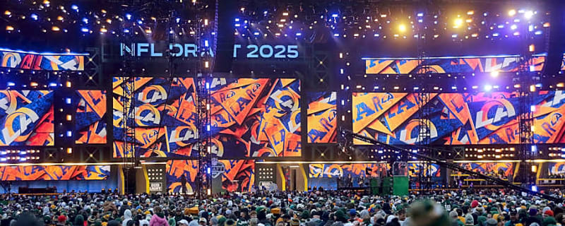 Giants Find Surprising Trade Partner in New PFF Mock Draft