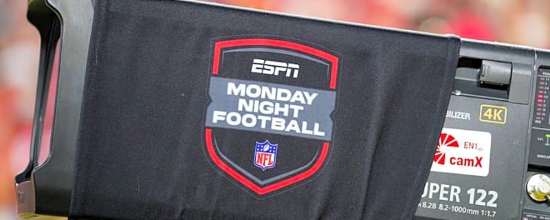 Dallas Cowboys-Cardinals MNF Manningcast guest list for Week 9