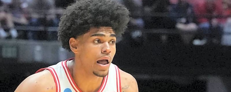 Arizona's Freshmen Trio Looks Part in NCAA Tournament Debut