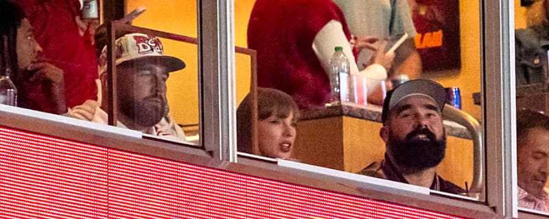 Taylor Swift Pulls Prank on Travis, Jason Kelce at Bearcats Football Game