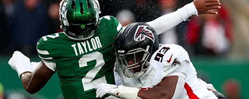 Bears Agree to Terms With DE Kentavius Street in Free Agency