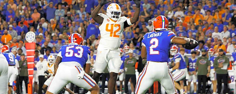 Could the Tennessee Volunteers Target a Quarterback in the Transfer Portal?