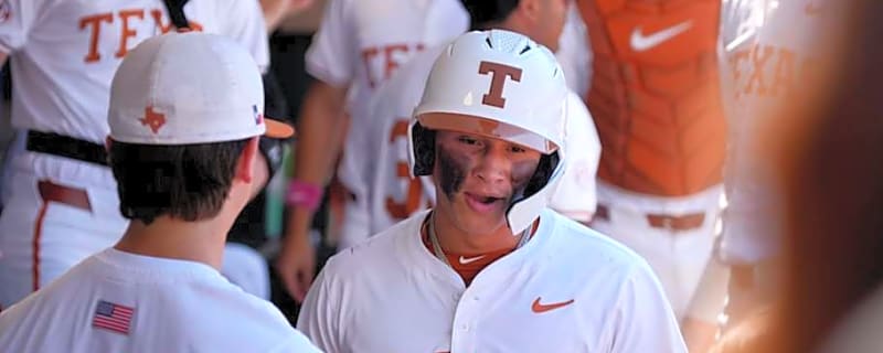 No. 3 Texas Dominates No. 9 Costal Carolina in Bruce Bolt College Classic