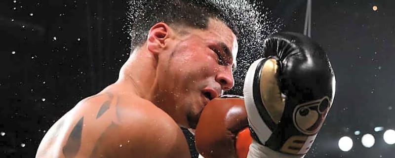 Canelo Alvarez Catches Stray As Oscar De La Hoya Brutally Trolls Edgar Berlanga After Loss