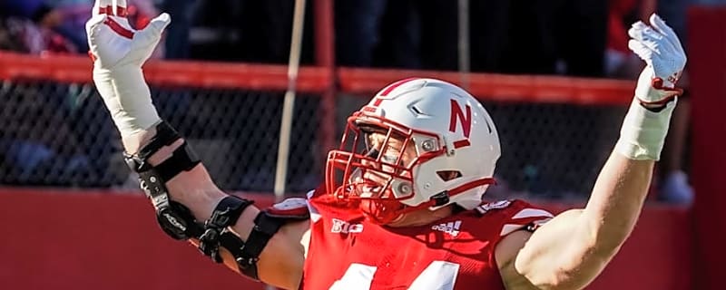 Former Nebraska Linebacker Garrett Nelson Signs with Denver Broncos