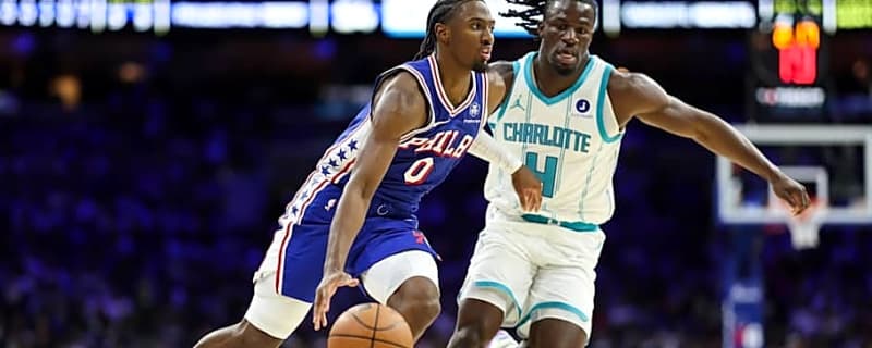 Hornets blow double-digit lead in 4th quarter, drop 11th straight vs. Sixers