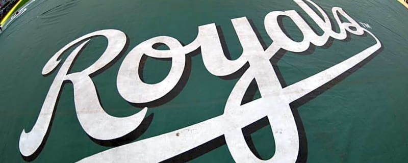 Insider Links Royals To Gold Glove Outfielder As Potential Offensive Upgrade