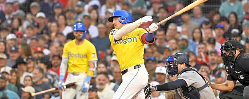 Red Sox ‘Favored’ for Alex Bregman, But Blue Jays Among Threats