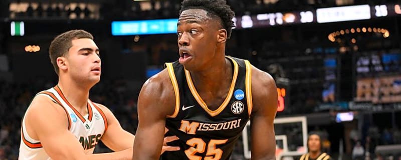 Bad news for Mark Pope and Kentucky as Mark Mitchell will be returning to Missouri