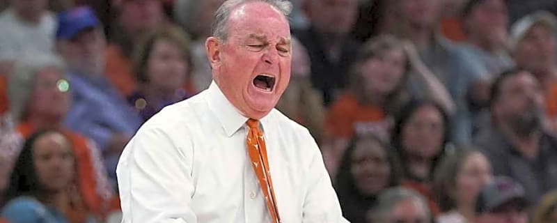 Vic Schaefer Delivers Fiery Comments After Texas' Frustrating Loss to Vanderbilt
