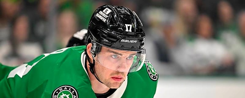 Lightning Add Veteran AHL Forward Kole Lind on PTO Ahead of Training Camp