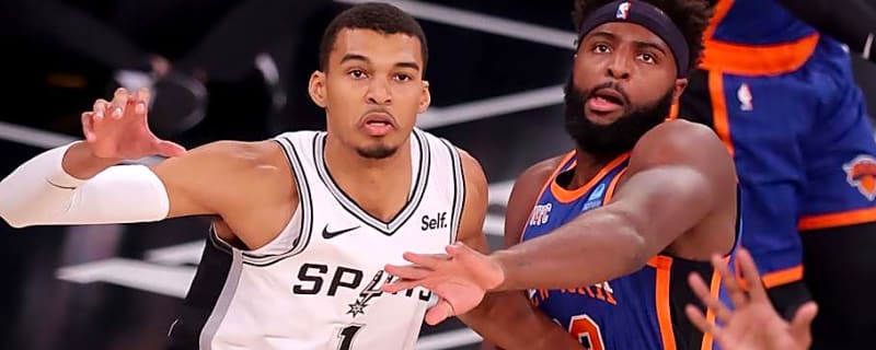 Knicks' Mitchell Robinson Shuts Down Victor Wembanyama's Post Game Jab