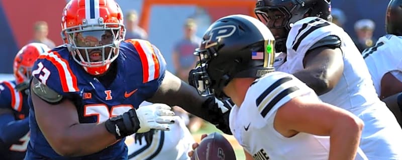 Former Illinois Lineman TeRah Edwards Comes Up Big in NFL Preseason Debut