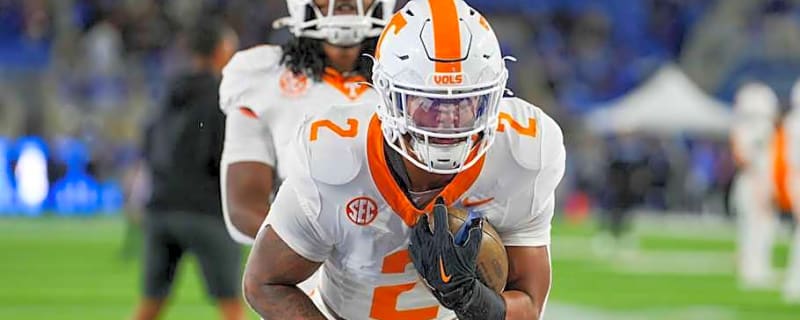 Tennessee Football RB Peyton Lewis Expected to Enter the Transfer Portal