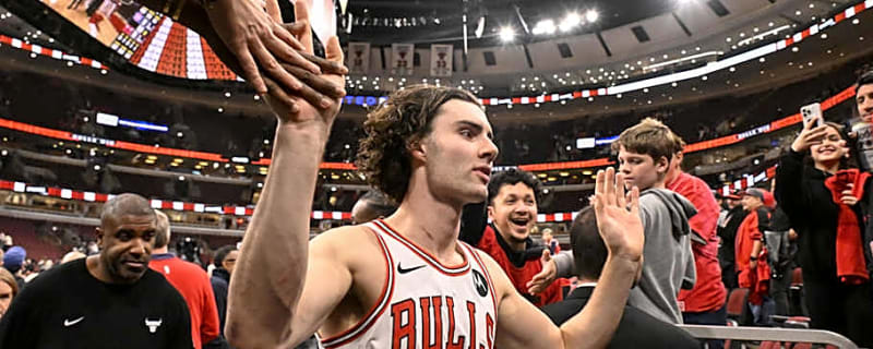 Palate Cleanser: It's Great to See the Chicago Bulls Giving Back to the Community