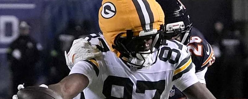 Packers Collapse in Epic Fashion, Lose to Bears in Wild-Card Playoff Game