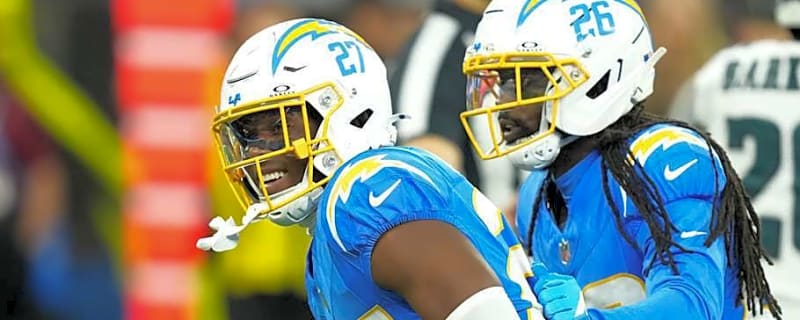 Chargers sign familiar veteran in response to multiple injuries