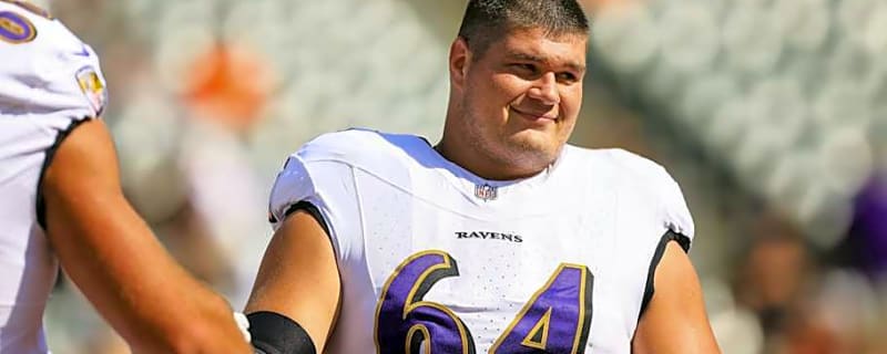 Ravens &#39;On the Clock&#39; to Extend Star Center