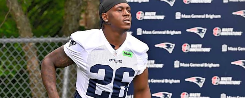 Patriots Add Two Players for Titans Game