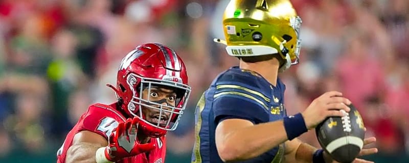 Wisconsin Football Boasts one of Nation's Most Impactful Pass-Rushers Through 2 Games