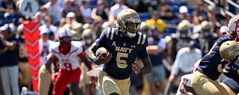 Navy&#39;s Braxton Woodson rushes for 180 yards in week 1, second-best in college football