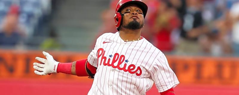 What Luis Arraez Trade Means for Phillies' Lineup