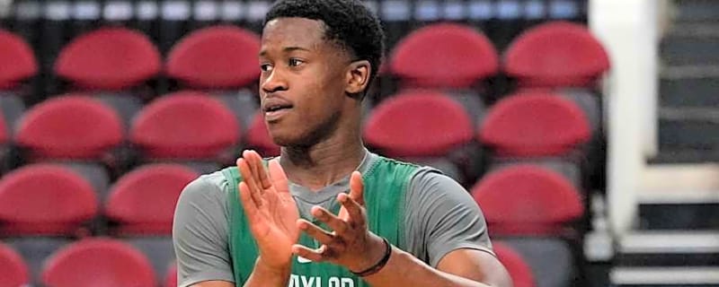 Sixers Make Decision on VJ Edgecombe&#39;s Status vs Hornets