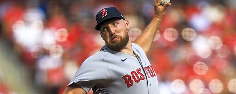 Red Sox's Garrett Crochet Details Last-Minute Change Before Opening Day