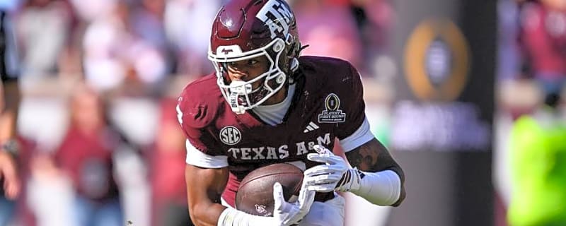Texas A&M WR Terry Bussey Carted Off After First Play vs. Kentucky