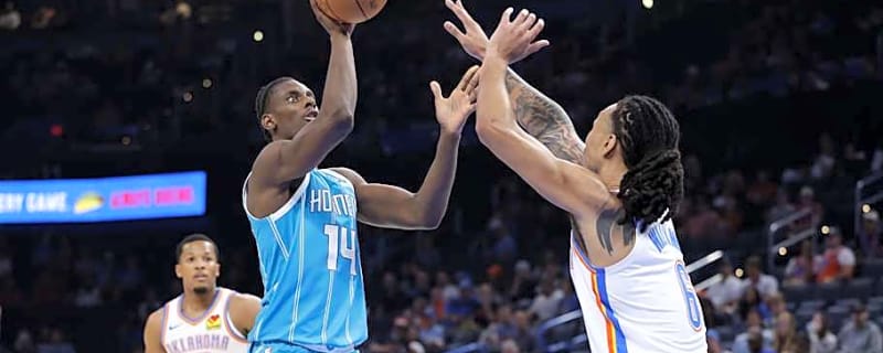 Is there a competition for the starting center spot? Looking at the Hornets&#39; centers