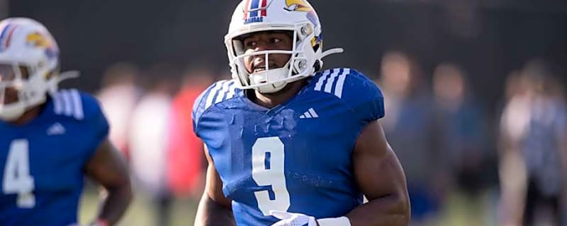 Kansas Running Back Looks Jacked in Jayhawks’ Training Camp