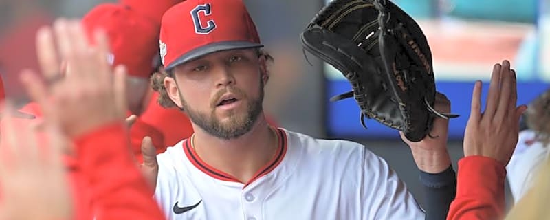 Guardians pitcher shares major shoutout for Cleveland after Wild Card loss
