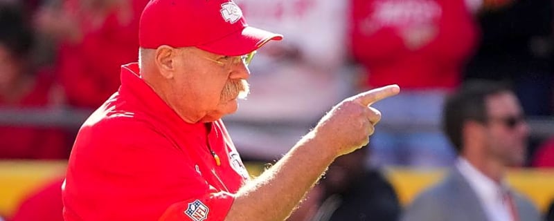 Chiefs Unfazed by Being Down to Backup OT Joshua Ezeudu: 'We've Got Trust'