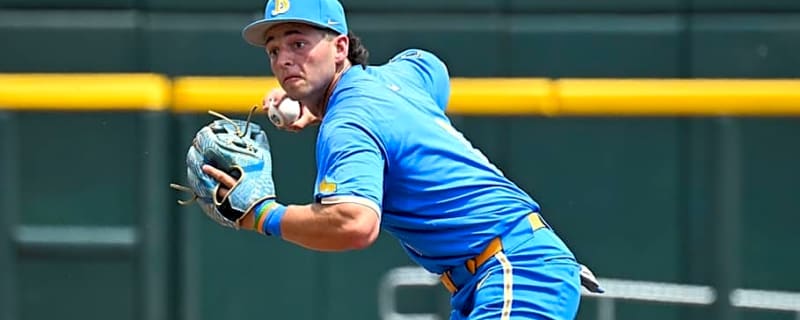 UCLA's Cholowsky Welcomes Pressure of Big Dreams