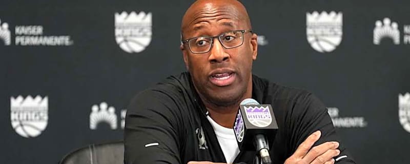Mike Brown Adding Former Kings Colleague to Knicks Staff