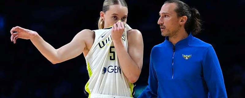 Wings Coach Calmly Calls Out WNBA Referees Over Paige Bueckers Treatment