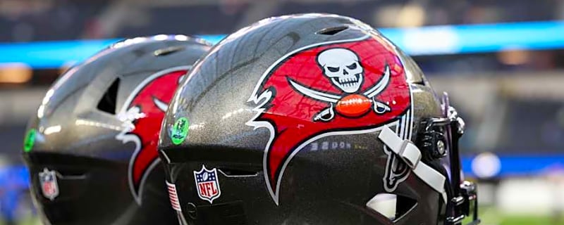 Saints Getting Buzz for Rival Buccaneers RB in Free Agency