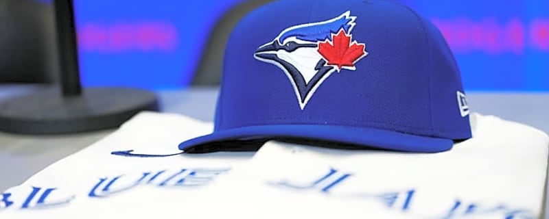 Cardinals Predicted to Trade Best Reliever to Blue Jays