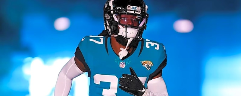 Colts End Defender&#39;s Season, Sign Two Free Agents