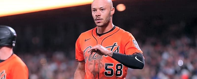 Giants Backups Turn Sixth Inning into Slam Fest Against Cubs