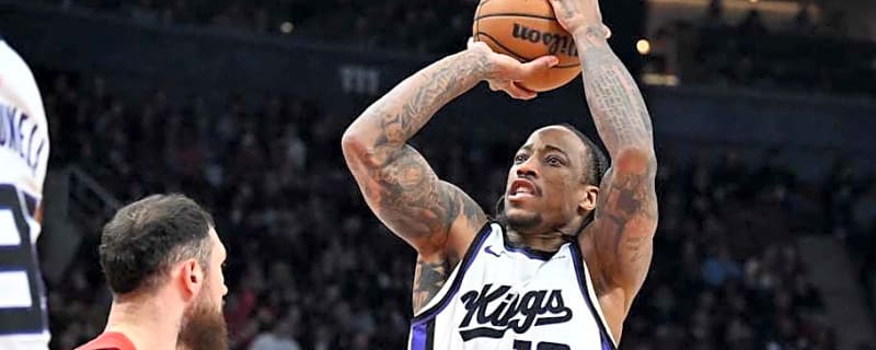 DeMar DeRozan Passes NBA Legend as Kings Take Down Raptors