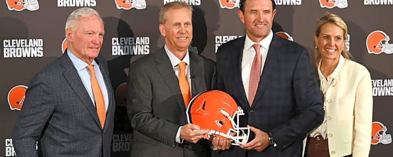 Browns Ownership Weighs In on Deshaun Watson vs. Shedeur Sanders QB Battle