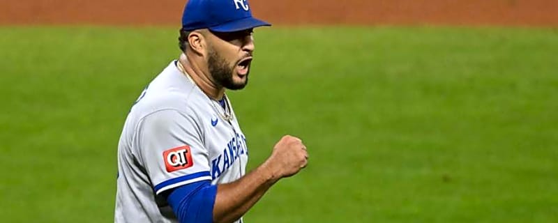 Royals Manager Discusses Carlos Estevez's Injury: 'Really Mild'